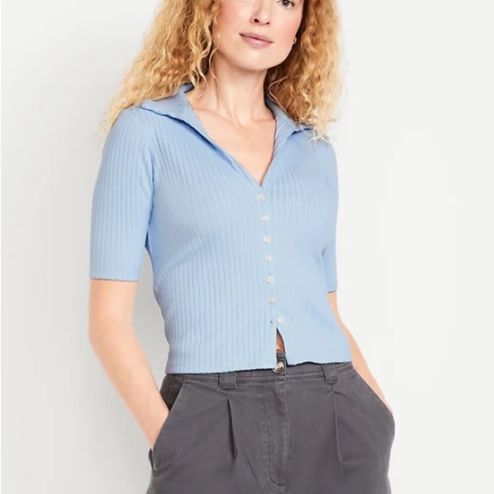 Old Navy Ribbed Button Down Light Blue Shirt NWT Medium
